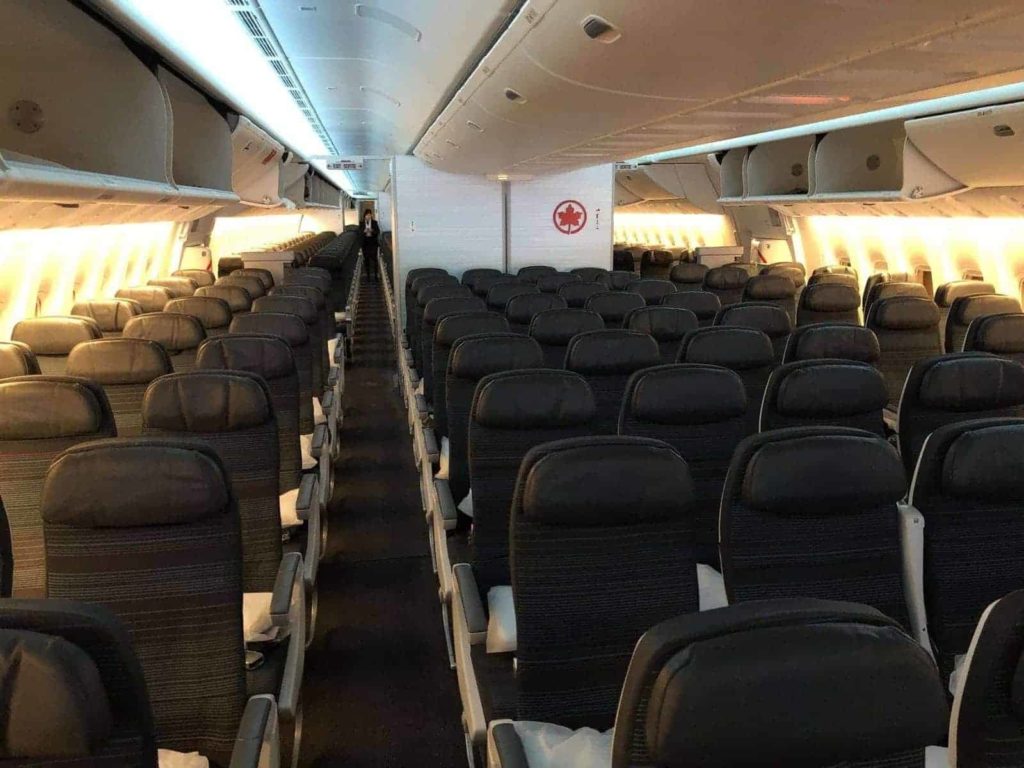 Review: Air Canada B777 - Economy Class - img 0144