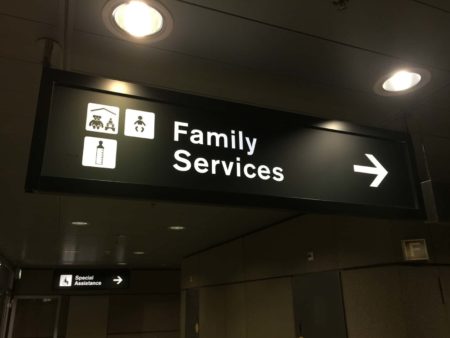 Notice: Family lounge at Zurich Airport ZRH: "Family Services - img 0192