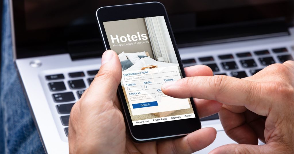 Guide : Comment fonctionne la technique de l&rsquo;h&ocirc;tel remboursable? - hotel annulable featured