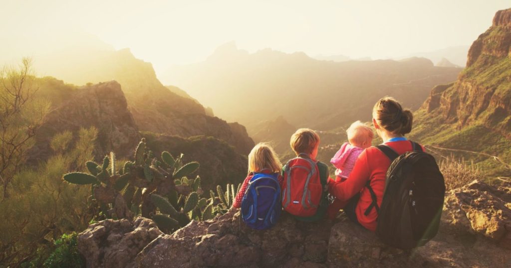 Voyager Avec Une Famille Nombreuse: Introduction | Voyage en famille - Famille Nombreuse Featured