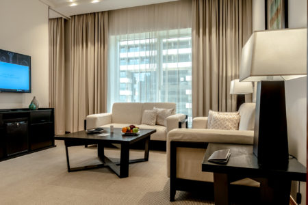 Review : Grosvenor House, a Luxury Collection Hotel, Dubai | Marriott Bonvoy - Grosvenor House A Luxury Collection Hotel Dubai Suite2