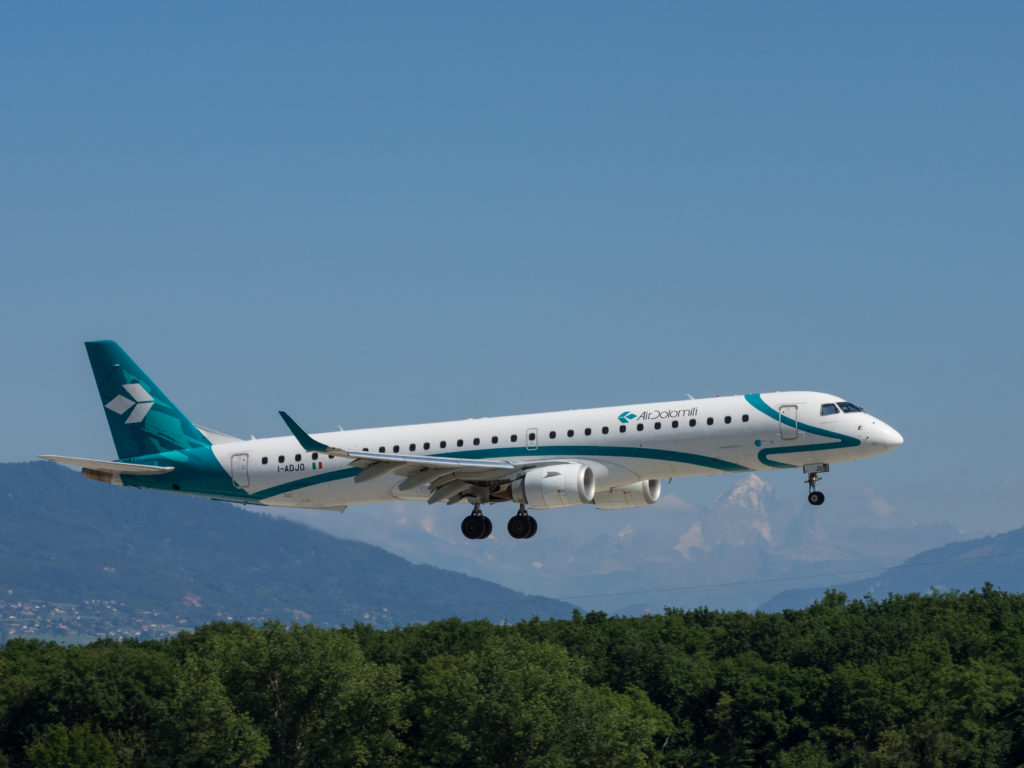 Air Dolomiti, nouveau partenaire d&rsquo;A&eacute;roplan - Air Dolomiti Embraer Erj I Adjo