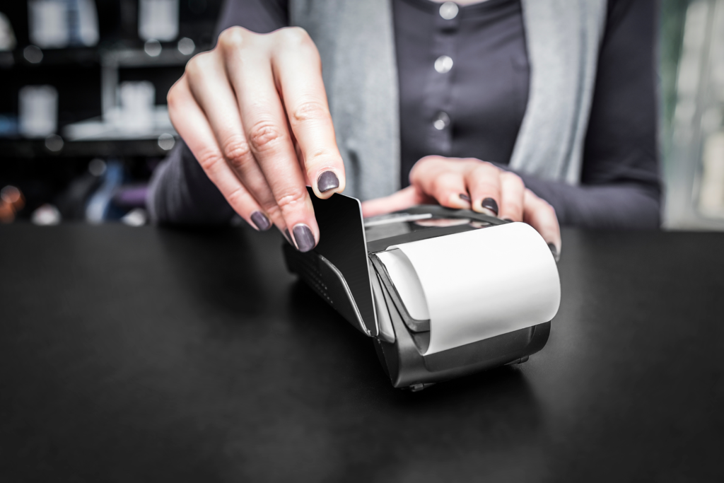 Bye Bye Carte De Débit ! - Carte Debit Featured