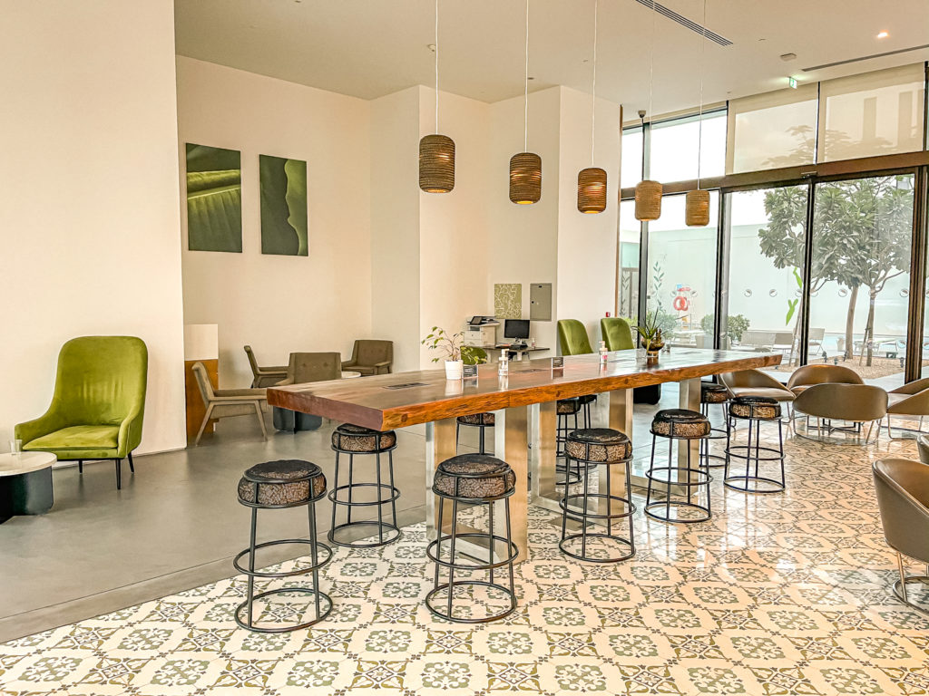 Review : Element Me'aisam Dubai Hotel | Marriott Bonvoy - Element Me Aisam Dubai Featured