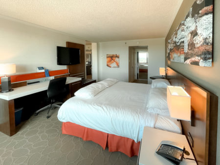 Review : Delta Hotels Saguenay Conference Centre | Marriott Bonvoy - Delta Delta Hotels Saguenay Conference Centre