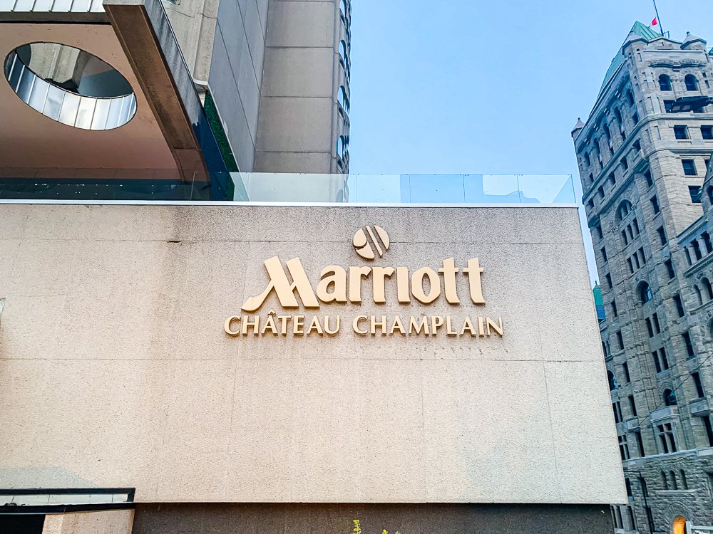 Marriott Bonvoy : Comment économiser en payant en argent dans les hôtels Marriott Bonvoy : tarifs spéciaux et autres astuces - Montreal Marriott Chateau Champlain