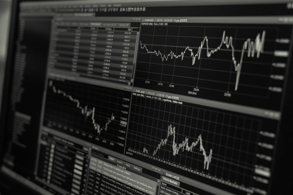 Investing Online in Canada: The Best Brokerage Platforms - Investir 3