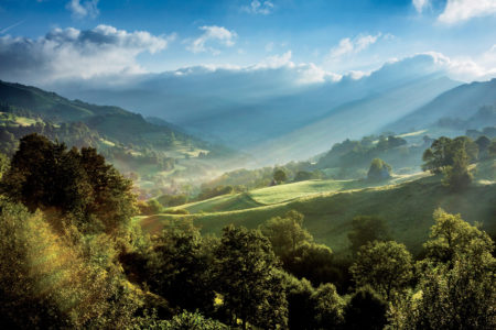 France : Guide de voyage en Auvergne | Itinéraires et Incontournables - Massif du Sancy. Crédit P. Soissons / Auvergne-Rhône-Alpes Tourisme