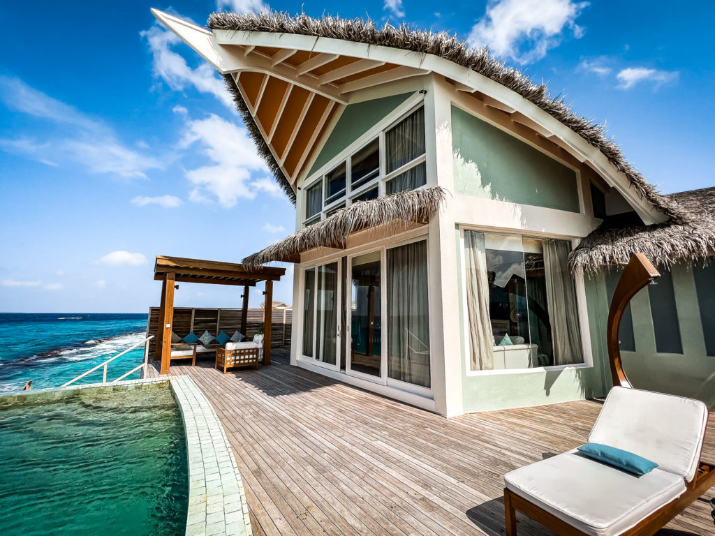 Review : JW Marriott Maldives Resort & Spa | Marriott Bonvoy - JW Marriott Maldives Featured