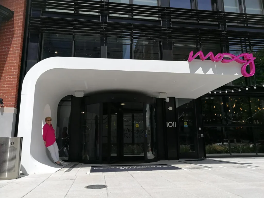 Review: Moxy Washington, DC Downtown Marriott | Marriott Bonvoy - Moxy-Washington-DC-Credit-Emmanuelle14