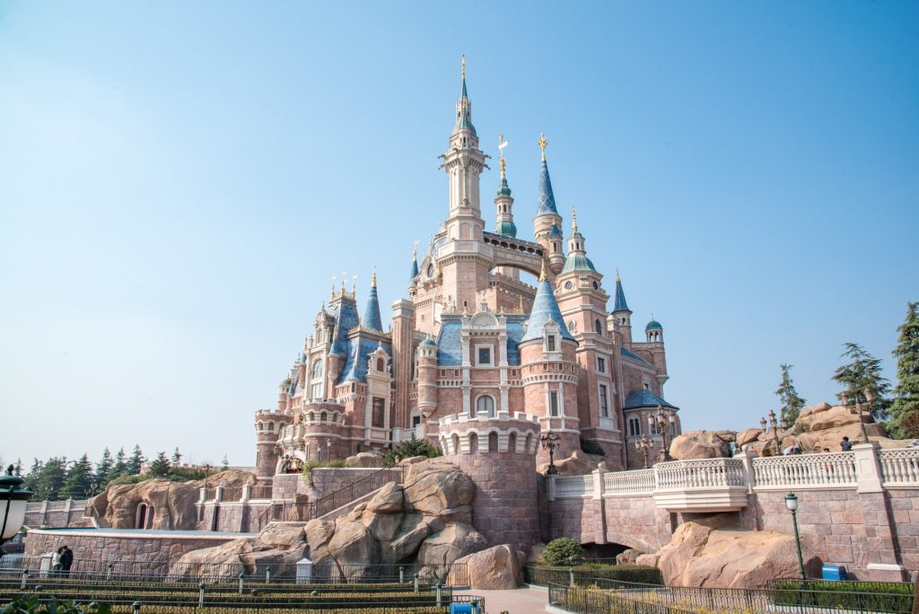 Disney : nos guides et stratégies pour préparer votre voyage - disney shanghai