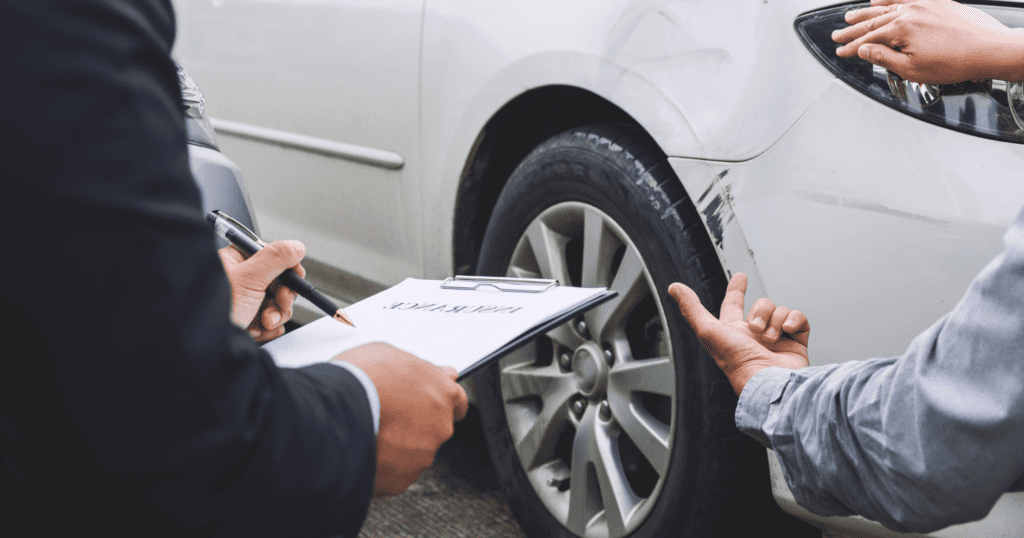 Qu&rsquo;est-ce que la responsabilit&eacute; civile de l&rsquo;assurance auto ? - Assurance Voiture