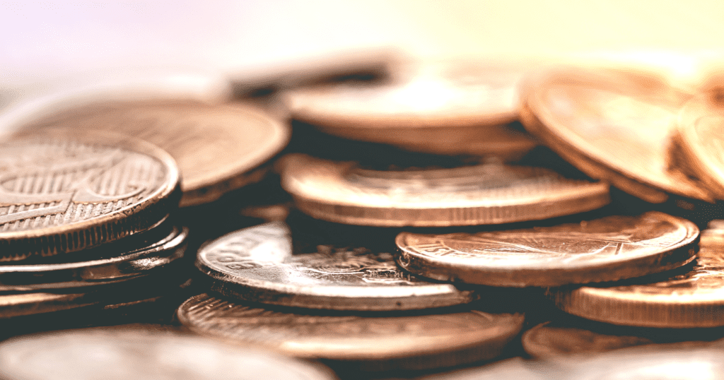 Banking: What Is a Savings Account in Canada? - compte chèque épargne investissement pièces monnaie