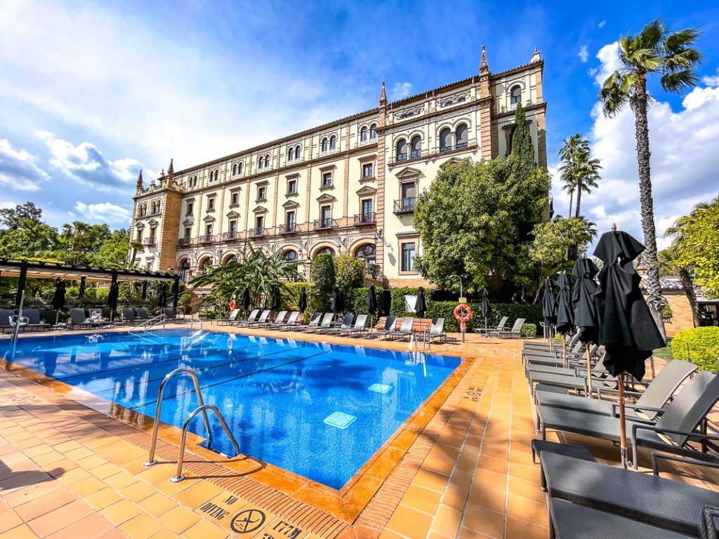Avis : Alfonso XIII, Luxury Collection Hotel à Séville | Marriott Bonvoy - Hotel Alfonso Xiii Piscine Credit Mathieu Legault 23
