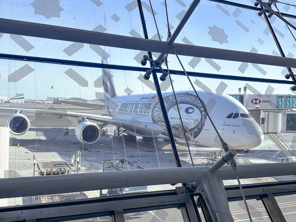 Review: Emirates A380 Business Class | Dubai - Singapore - Emirates A380 Classe Affaires-03