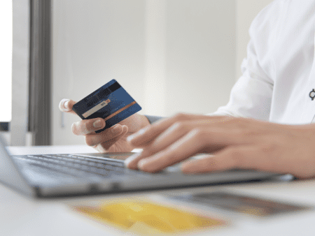 Qu&rsquo;est-ce qu&rsquo;un d&eacute;p&ocirc;t de garantie pour une carte de cr&eacute;dit s&eacute;curis&eacute;e ? Tout ce qu&rsquo;il faut savoir - Carte de credit pour entreprise avantages et inconvenients