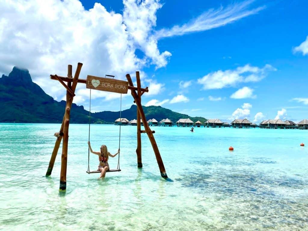 Avis : Intercontinental Bora Bora Resort & Thalasso Spa - Plage avec vue sur le mont