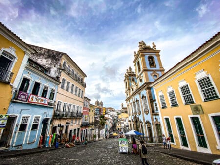 Brésil : Salvador de Bahia, la terre du bonheur - 01 Place du Pelourinho