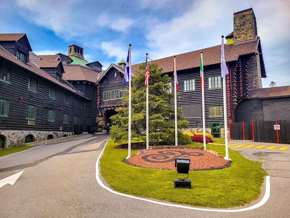 Avis : Hôtel Fairmont Le Château Montebello | Accor ALL - Fairmont Le Château Montebello QC Crédit David chateau exterieur 6