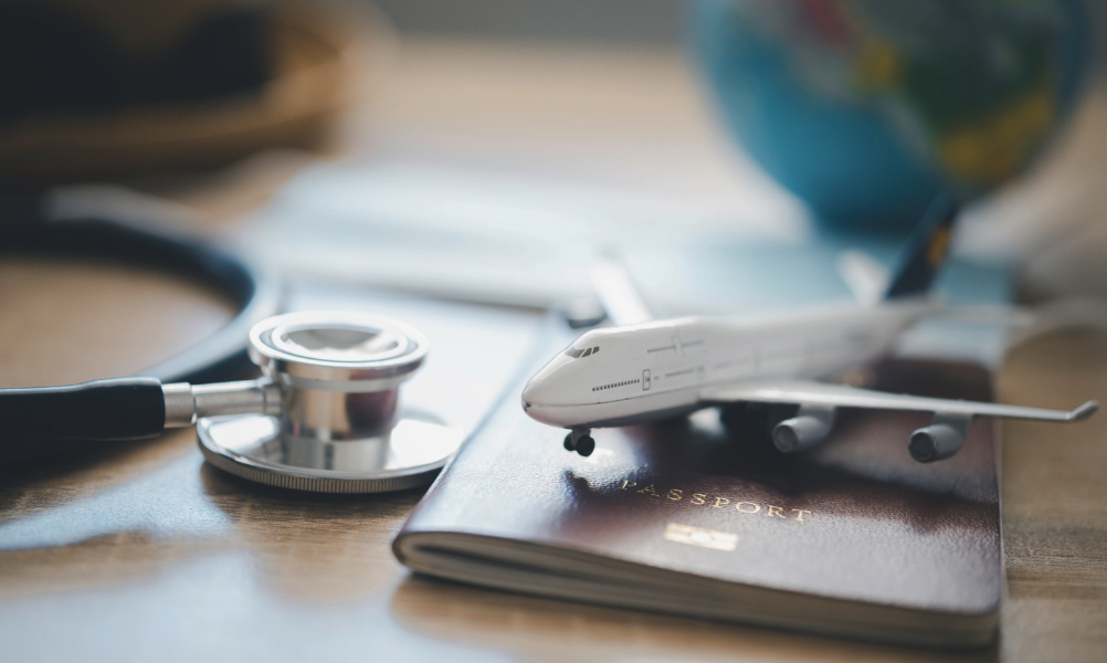 Assurances : Les meilleures cartes de crédit pour les assurances de voyages avec points de récompenses - assurance voyage desjardins croix bleue manuvie