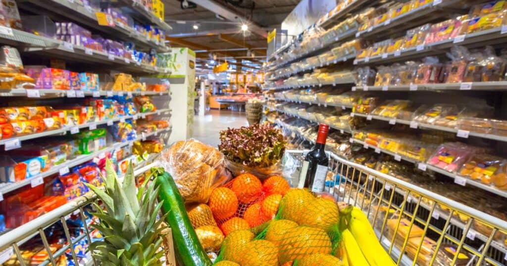moi Program: Earn more points at the grocery store with this spending strategy - grocery grocery featured
