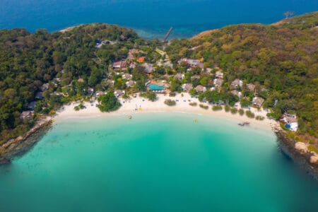 Review: Paradee The Sixth Heaven Koh Samet, Thailand - Paradee Koh Samed plage 1