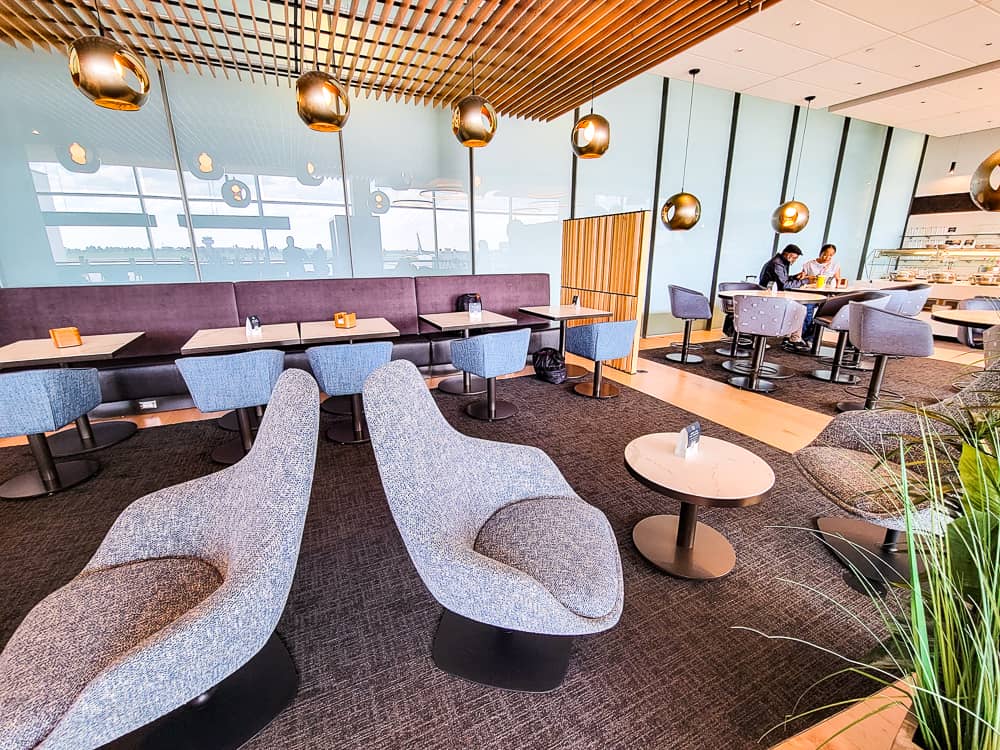 Review: Aspire Lounge, Ottawa International Airport (YOW) - Salon Aspire YOW-07