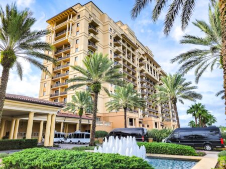 Avis : Four Seasons Resort Orlando at Walt Disney World Resort - Four Seasons Resort Orlando Crédit David porte cochere 1