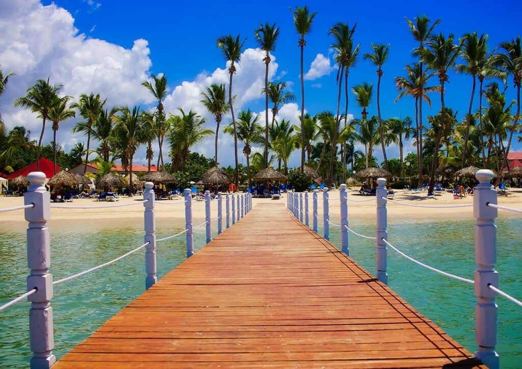 République dominicaine : Guide de voyage, tout-inclus et meilleures activités - plage en République dominicaine pixabay