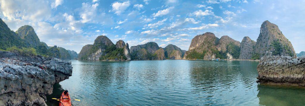 Guide de voyage au Vietnam | Itinéraires et incontournables - vietnam ha long bay kayak