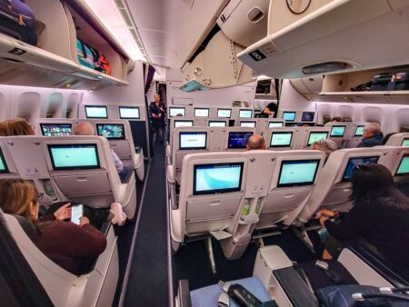 Avis : Autobus et vol Air France 777-300ER | Premium Economy | YUL-CDG - Air France Premium Economy 15