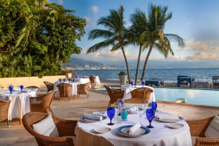 Les dix meilleurs tout inclus pour les couples - Velas Vallarta Hotel. Velas Resorts. Photo by Victor Elias Photography.