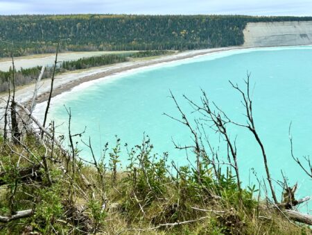 Anticosti : voyage au c&oelig;ur d&rsquo;une &icirc;le pr&eacute;serv&eacute;e | Itin&eacute;raires et incontournables - Anticosti Baie de la Tour