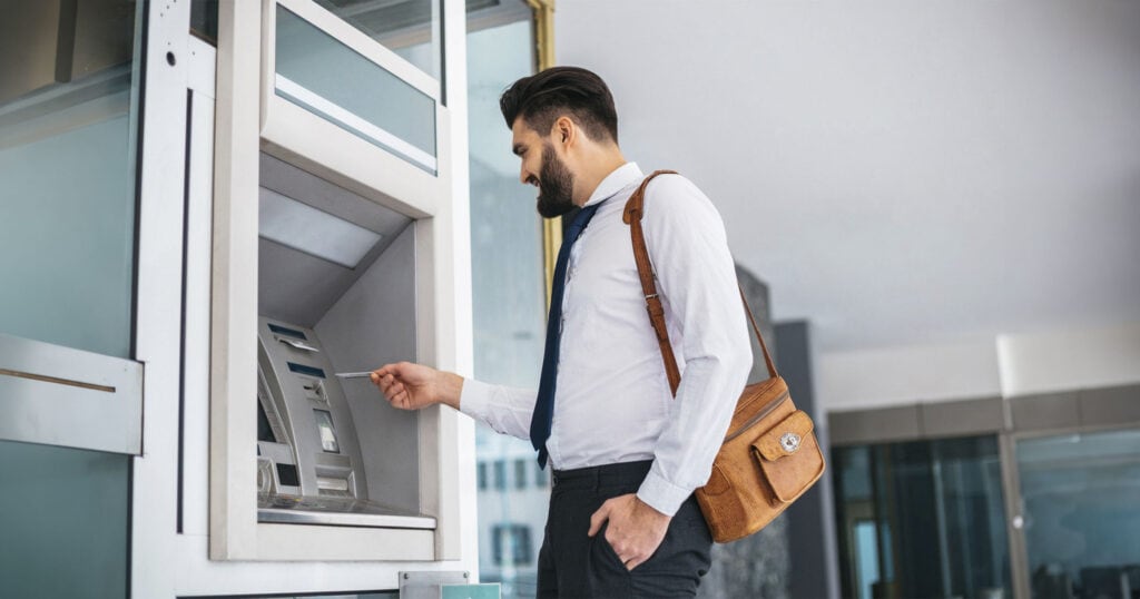 How Can I Save on Chequing Account Fees? - Compte-chèques