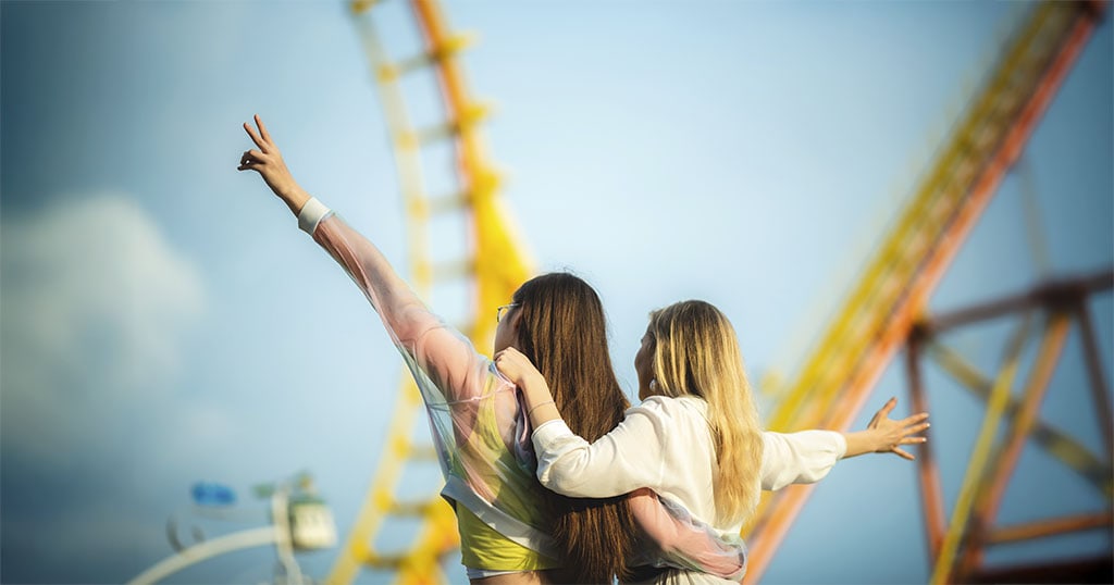 Guide to the Best Theme Parks in North America - Parcs-Thematiques-1024x538