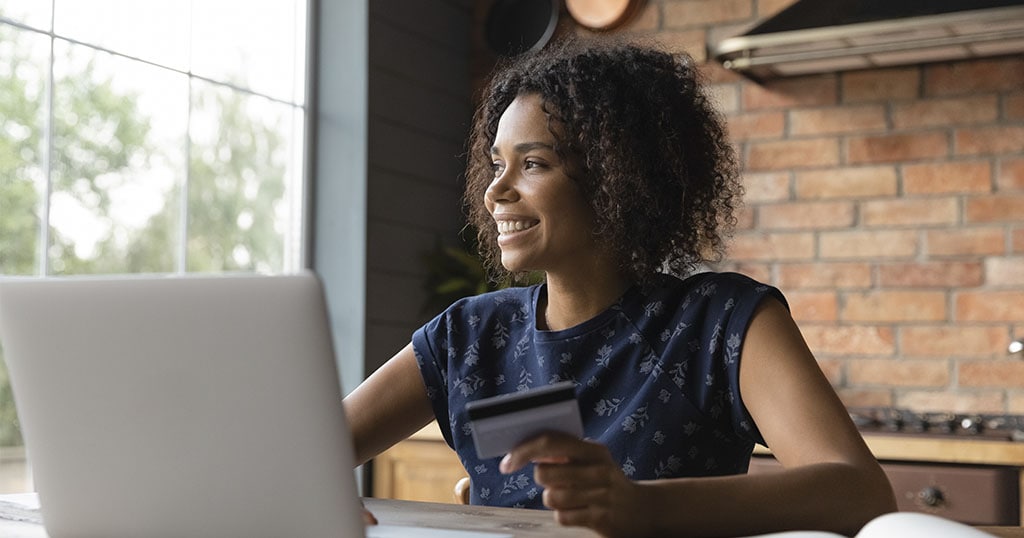 Paying With Rewards Points or Cash: How to Choose? - Cartes-Credit-1024x538-07