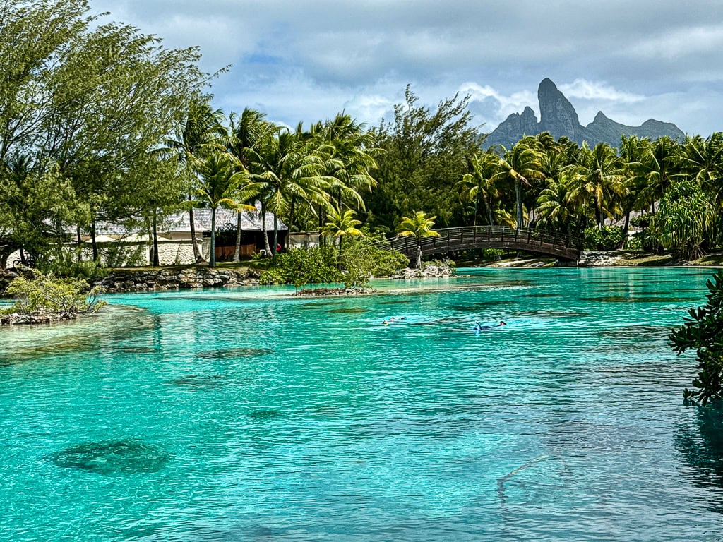 Review : The St. Regis Bora Bora Resort | Marriott Bonvoy - The St Regis Bora Bora Resort-37