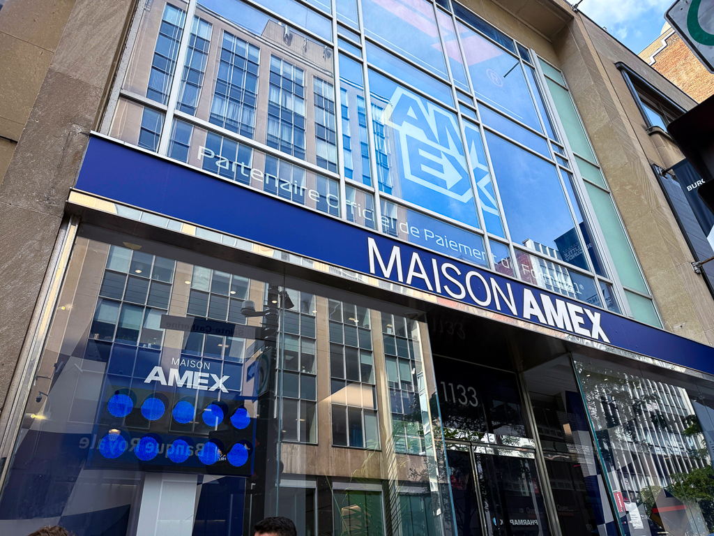 Amex House: a lounge for cardholders during the Montreal Grand Prix - Amex House 7