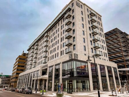 Avis : AC Hotel Burlington | Marriott Bonvoy - AC Hotel Burlington 1 Facade 02
